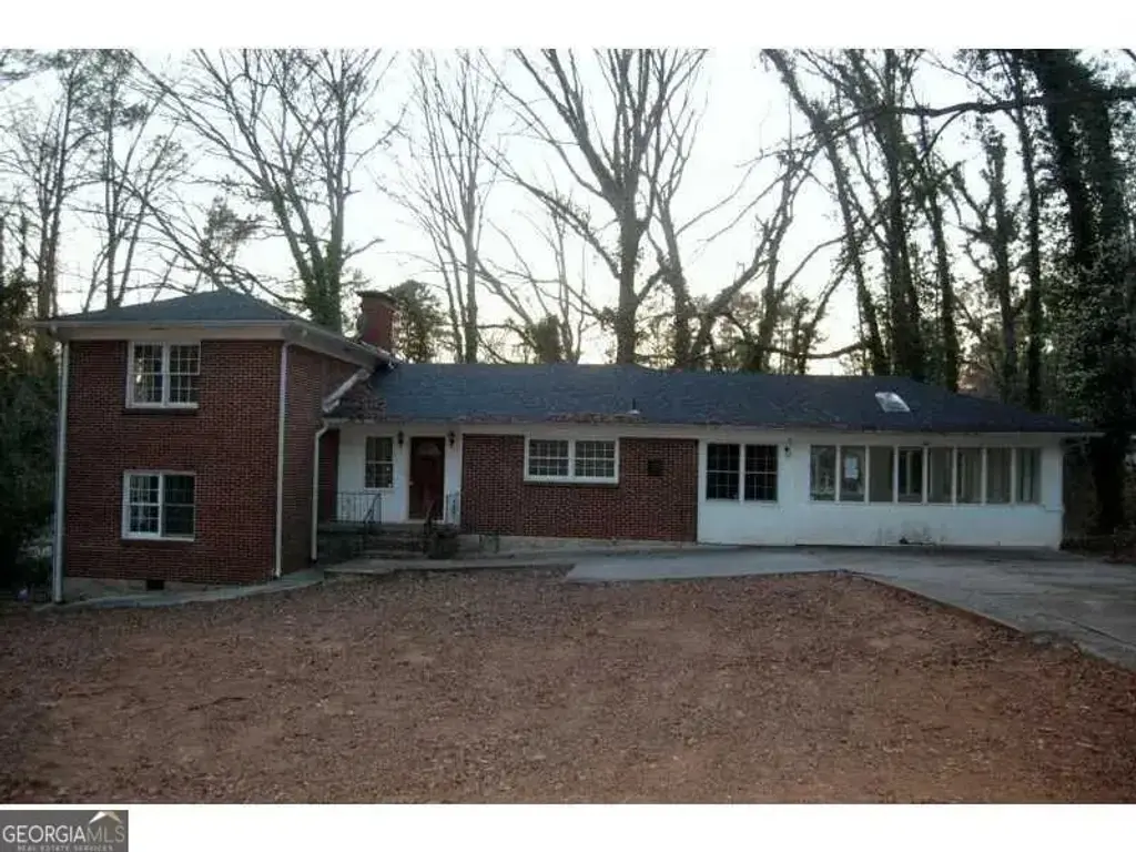 1045 Peyton Road Sw, Atlanta