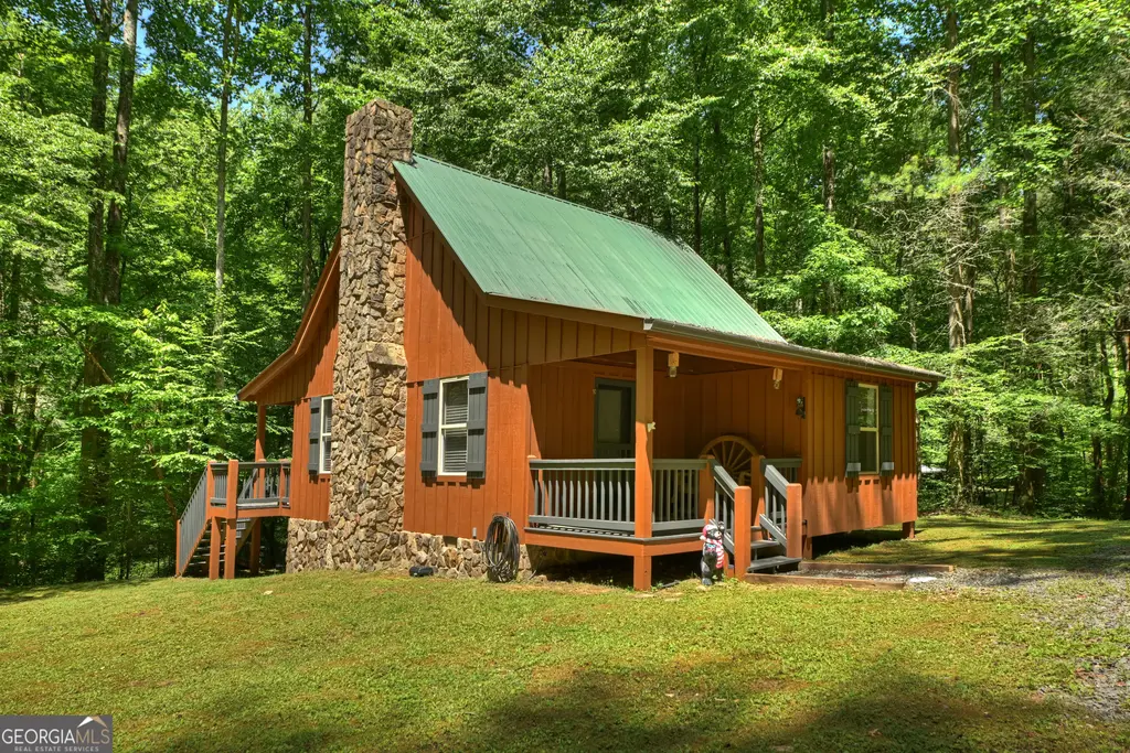 373 Barnes Creek Road, Ellijay