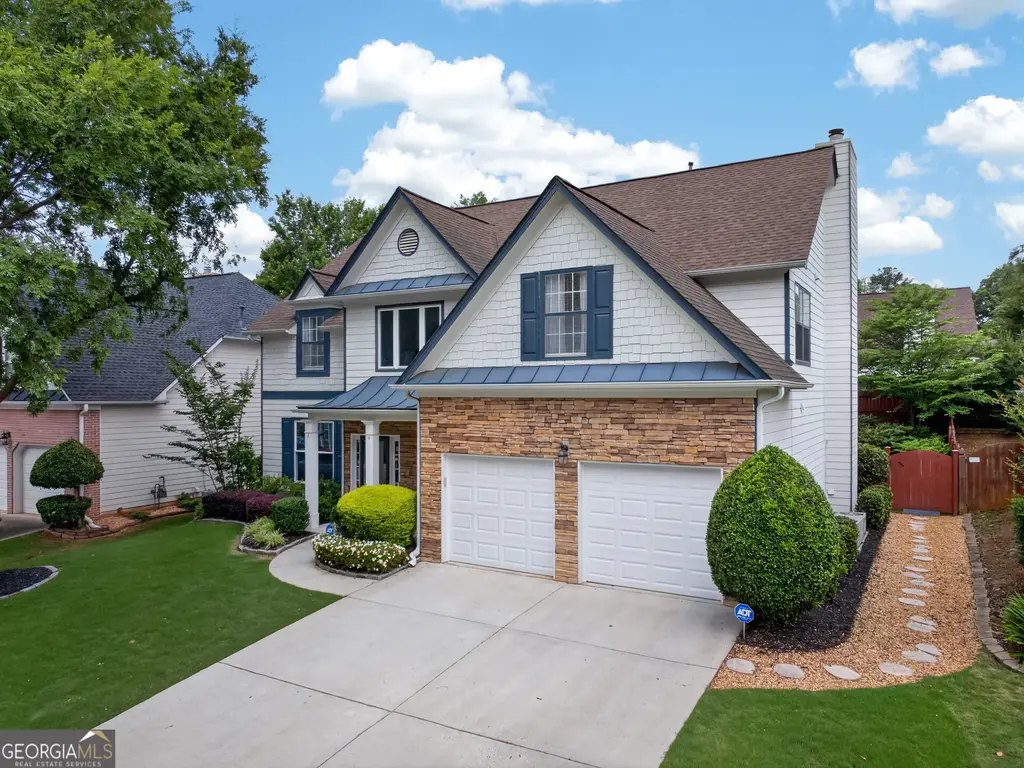 807 Edgeley Lane, Lawrenceville