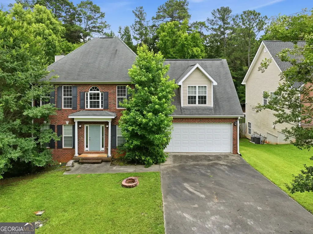141 Masters Cove, Macon