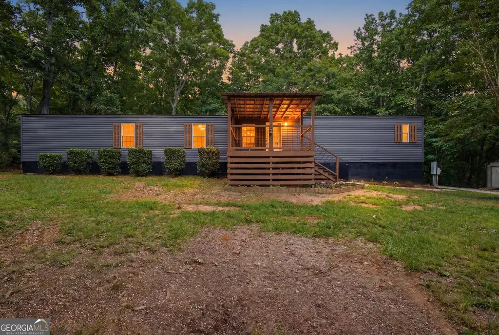 450 Snowy River Place, Clarkesville