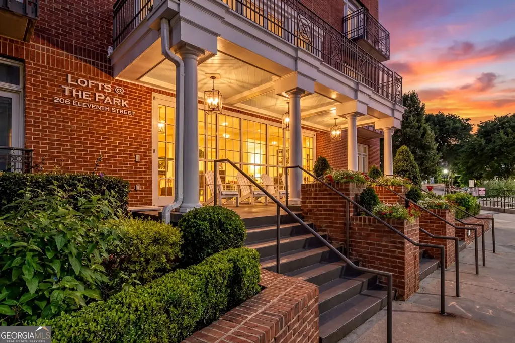 206 11th Street Ne 402, Atlanta
