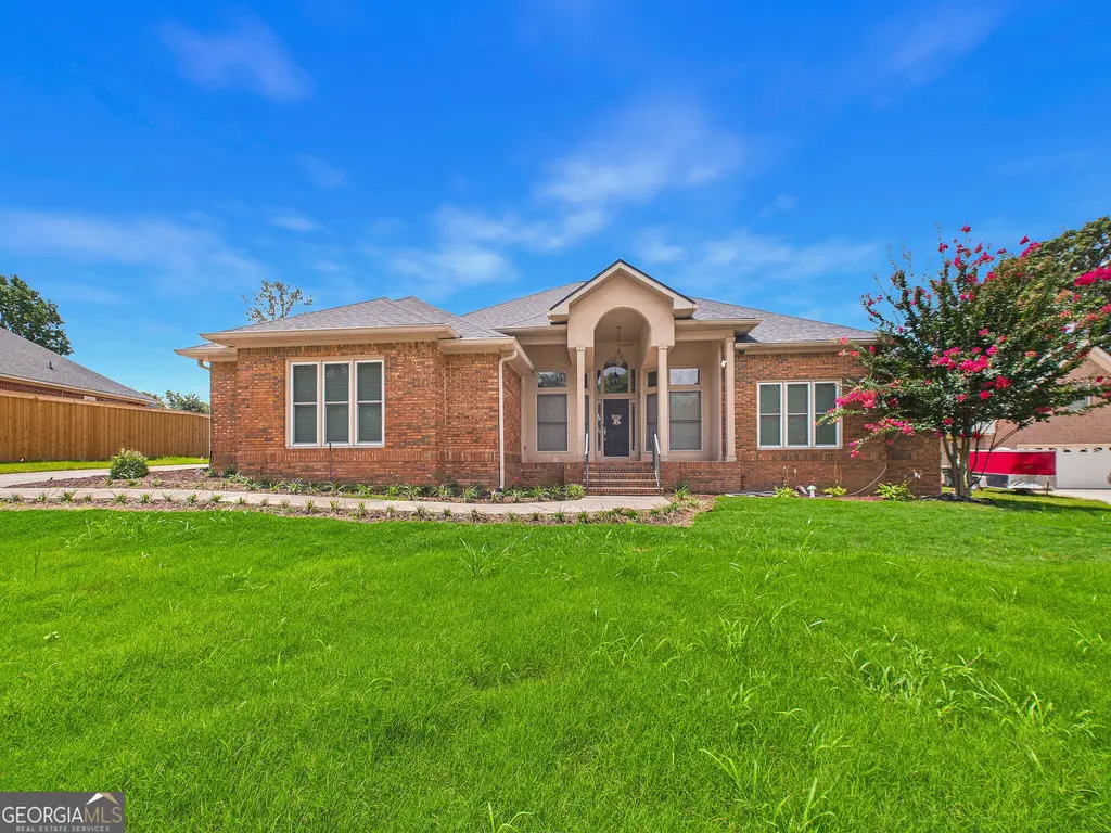 115 Raintree Drive, Warner Robins