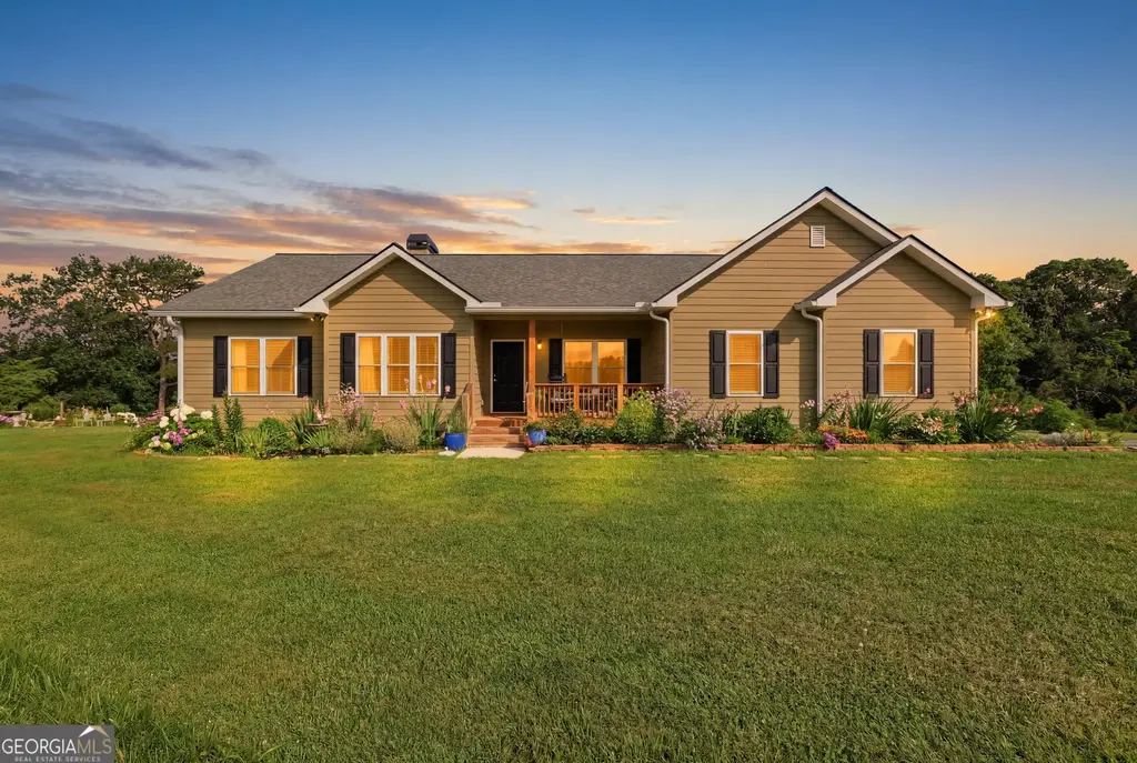 180 Mary Davidson Drive, Cleveland