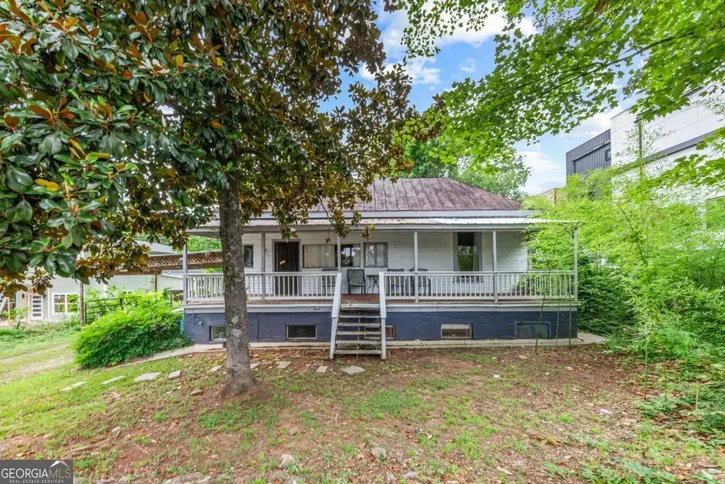 1455 E Broad Street, Athens