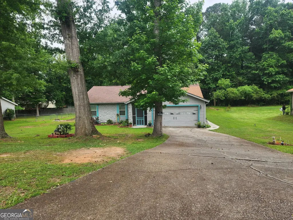 1127 Pond Ridge Drive, Riverdale