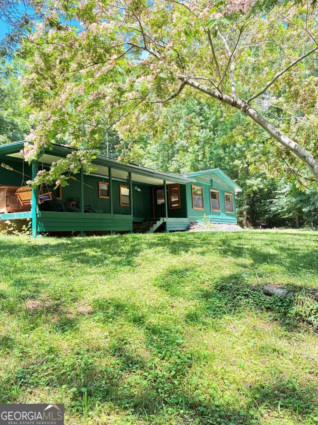 521 Sunnyside Road, Hiawassee
