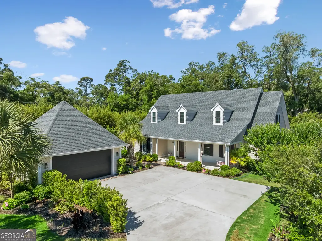 15 Couper Place, St. Simons