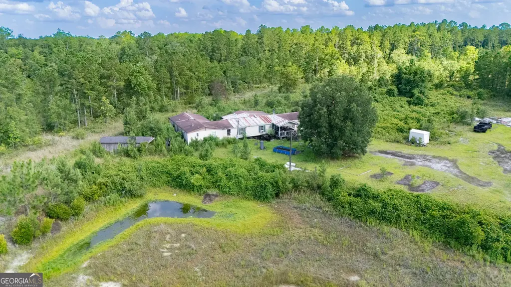 424 Se Hillman Drive, Ludowici