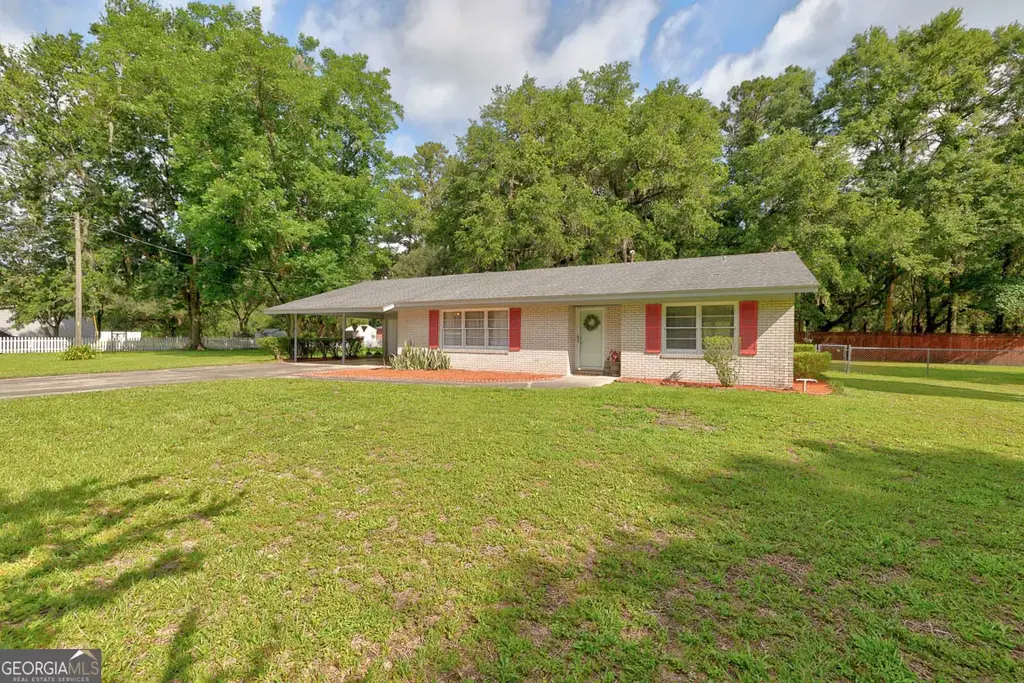 173 Fish Hall Road, Brunswick