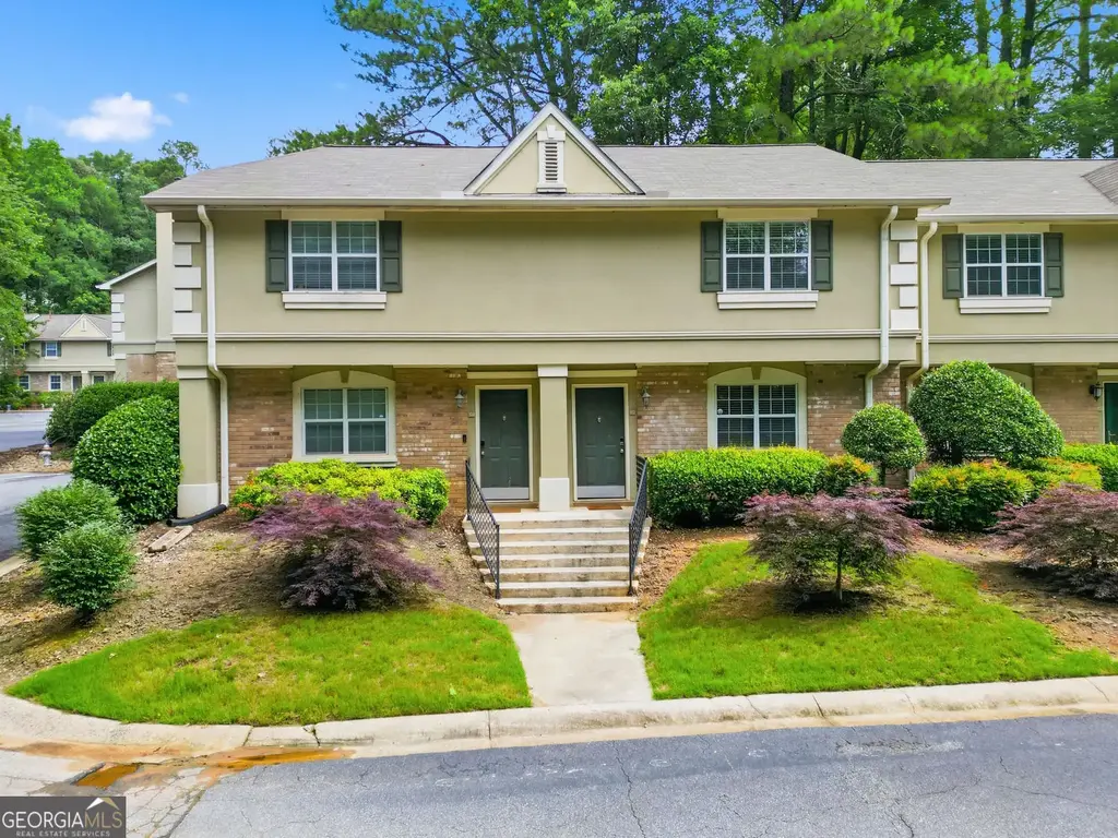 6900 Roswell Road L2, Sandy Springs