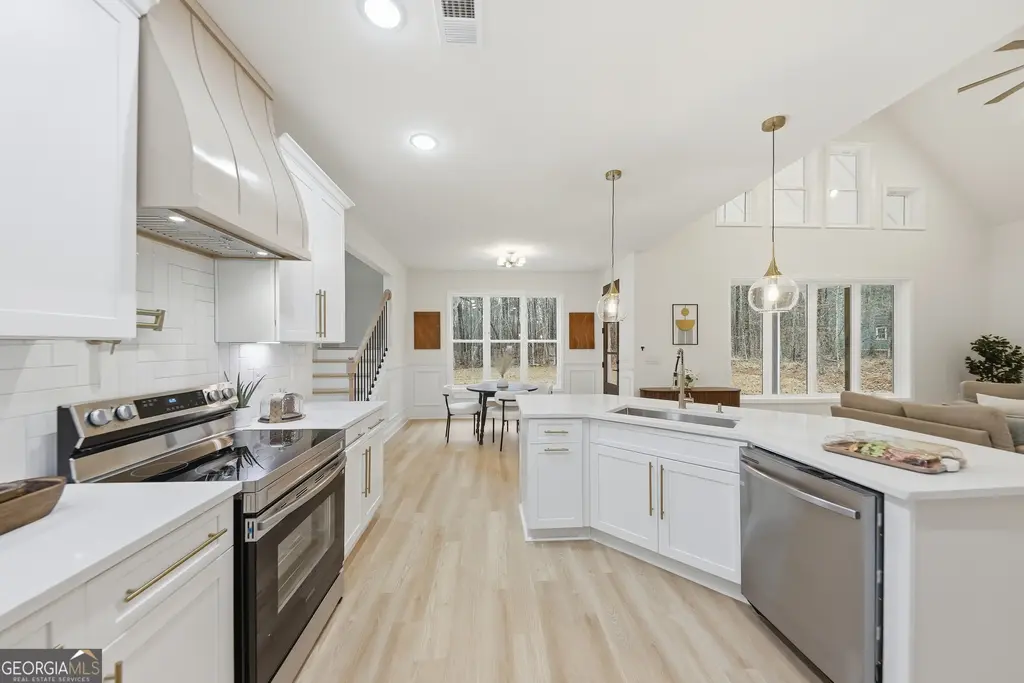 370 Harbour Shores Drive, Jackson