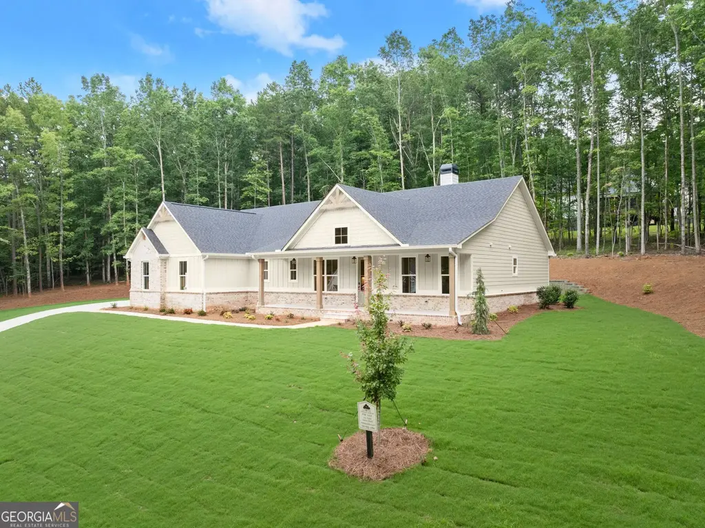 708 Plum Lane, Clarkesville