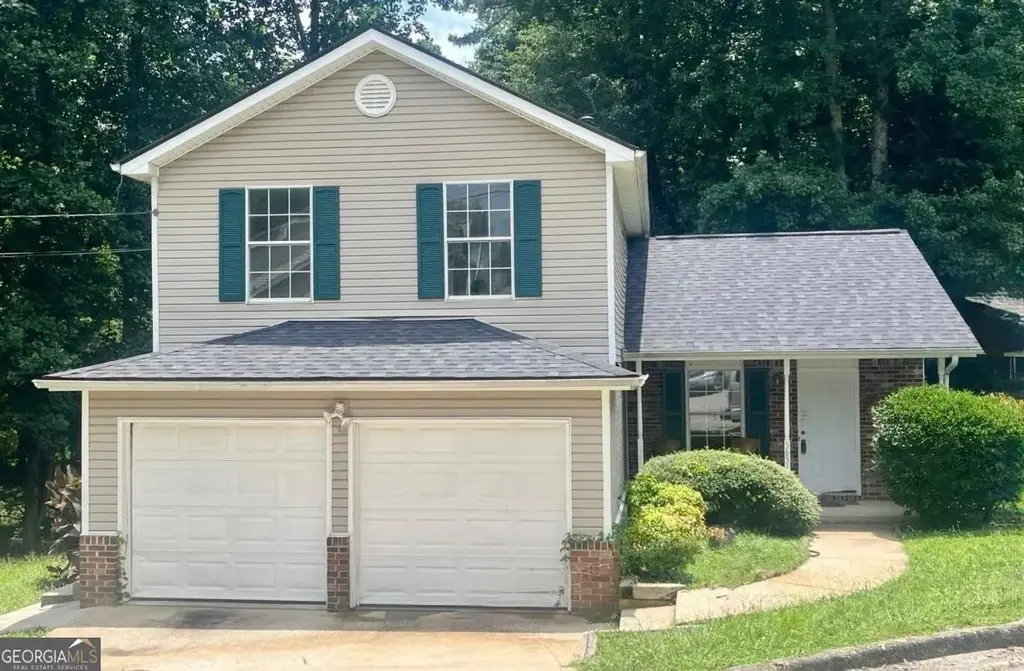 5851 Giles Road, Lithonia