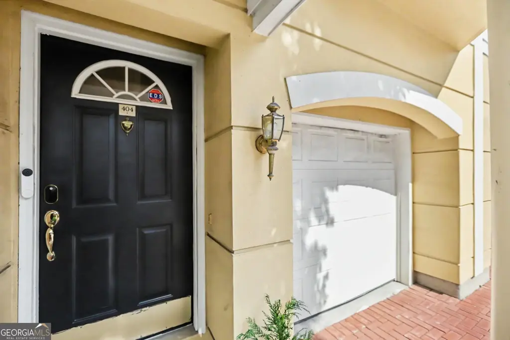 375 Highland Avenue Ne 404, Atlanta