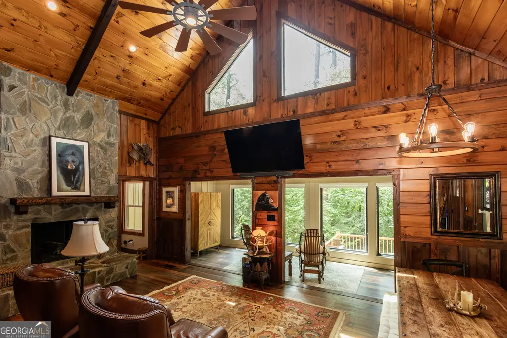 411 Mayfield Road, Forsyth