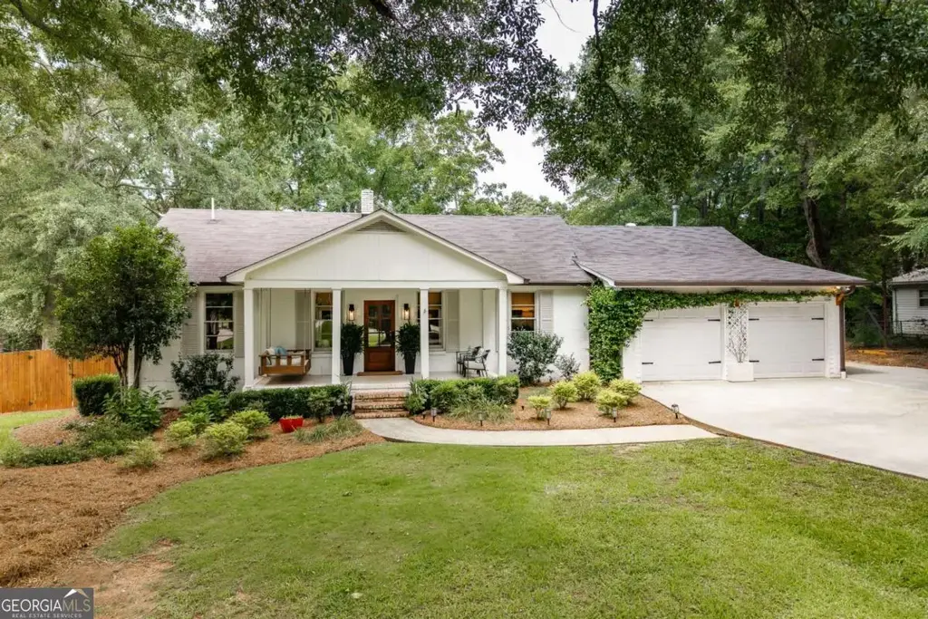 3790 Barnett Shoals Road, Athens