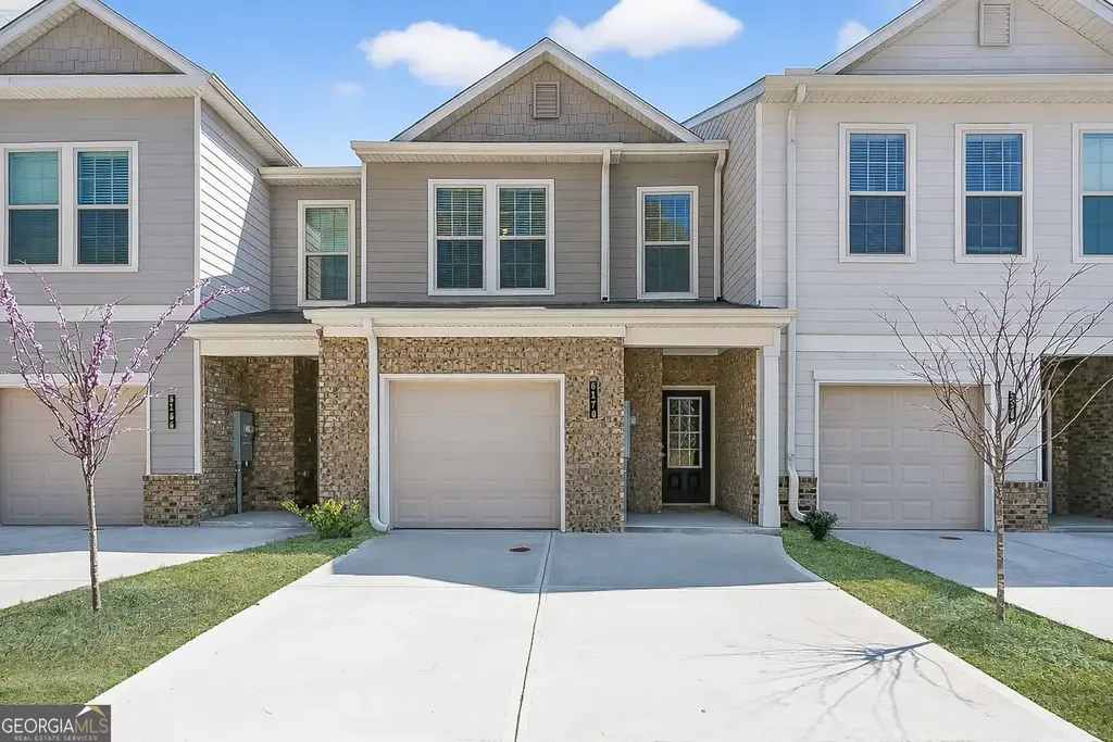 6170 Ripple Way 80, South Fulton