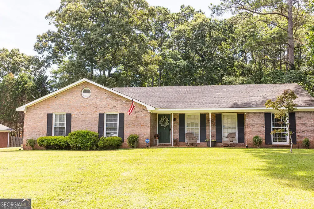 500 Camelot Drive, Lagrange