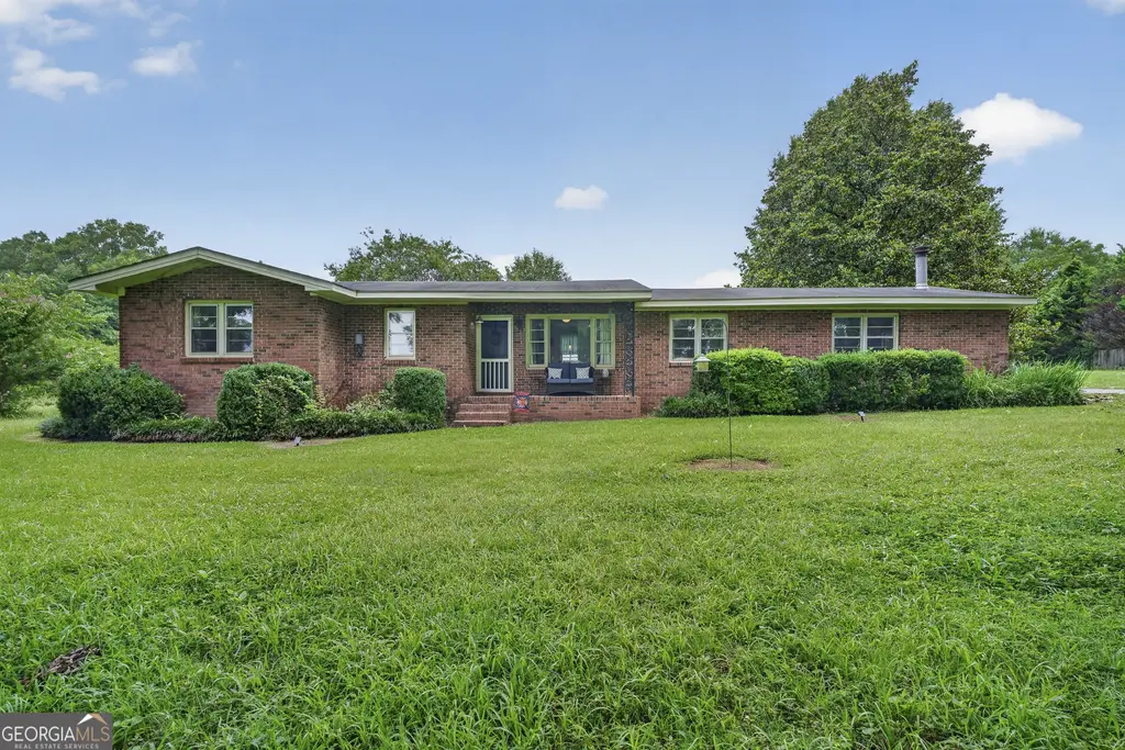 8295 Lower Thomaston Road, Macon