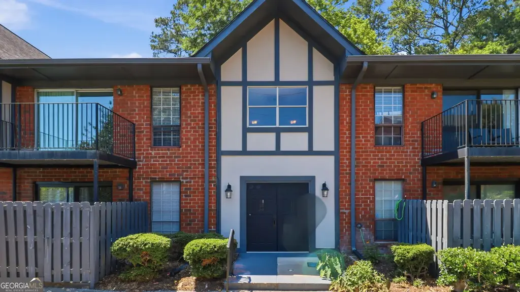 6851 Roswell Road A4, Atlanta