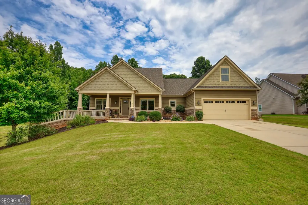 913 Ashland Falls Drive, Monroe