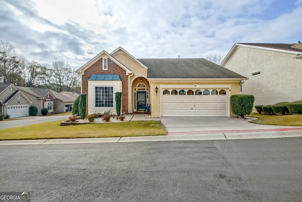118 Augusta Drive, Peachtree City