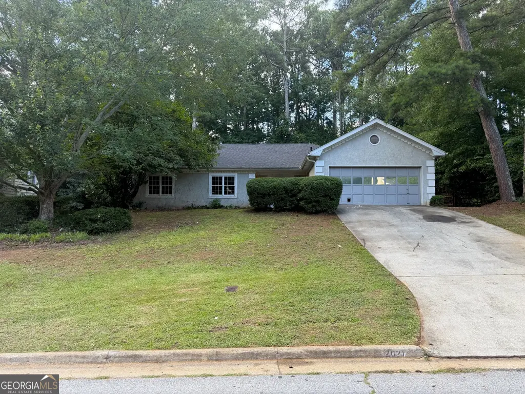 2021 Huntcliff Drive, Lawrenceville