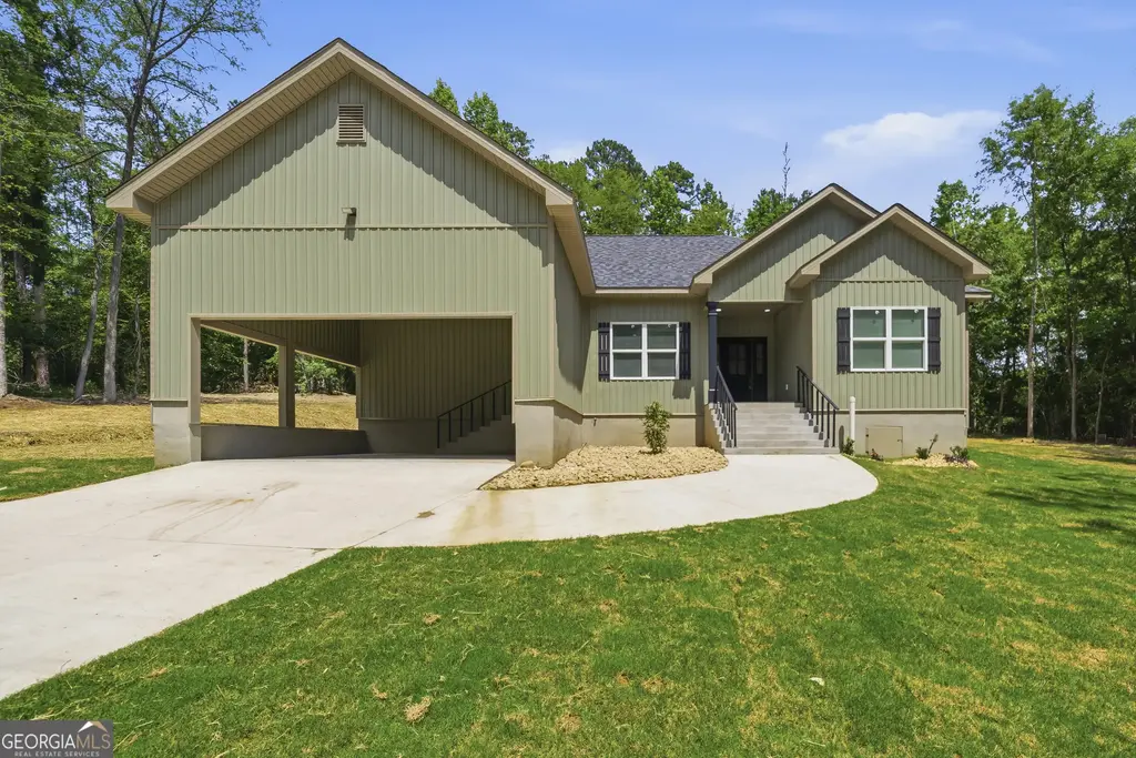 109 Green Lake Drive, Milledgeville