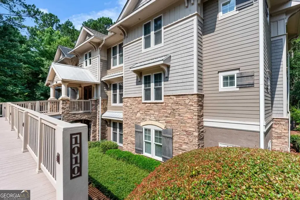 1010b Portage Trail, Greensboro