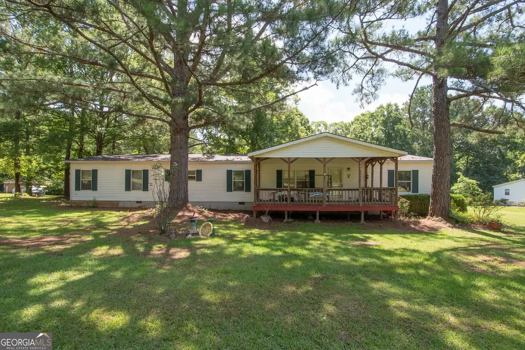 345 Robert Taylor Road, Lagrange