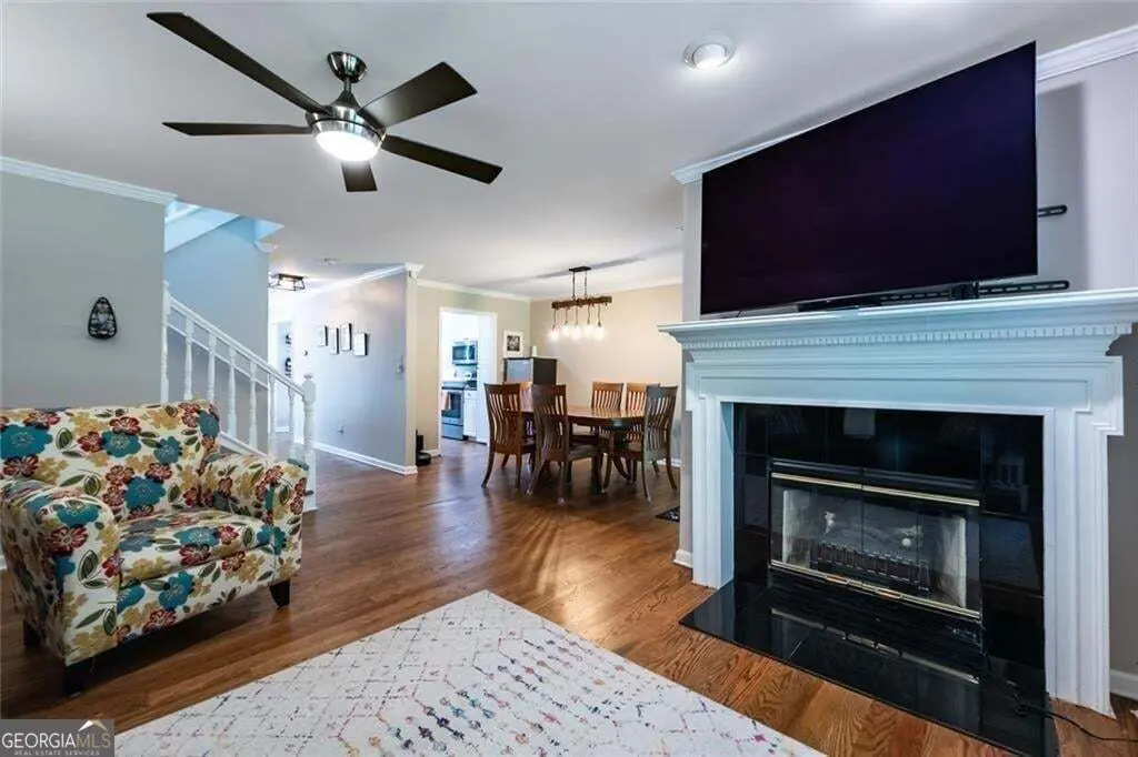 Photo of Listing #10795475