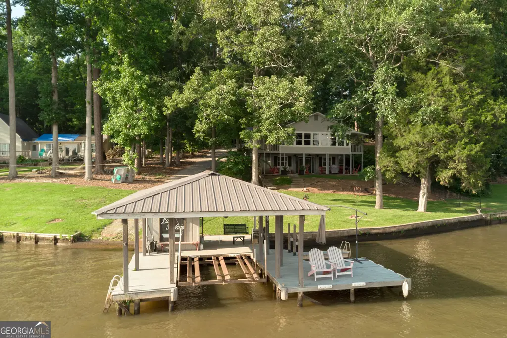 301 Thomas Drive, Eatonton