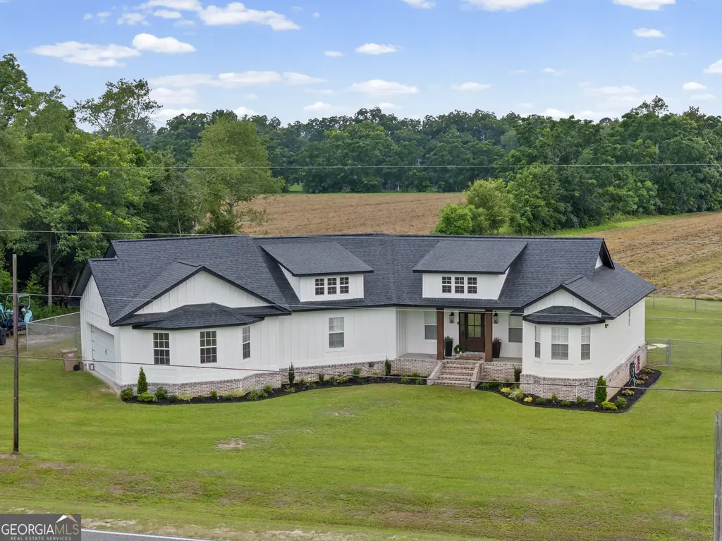 423 Cromer Road, Tifton