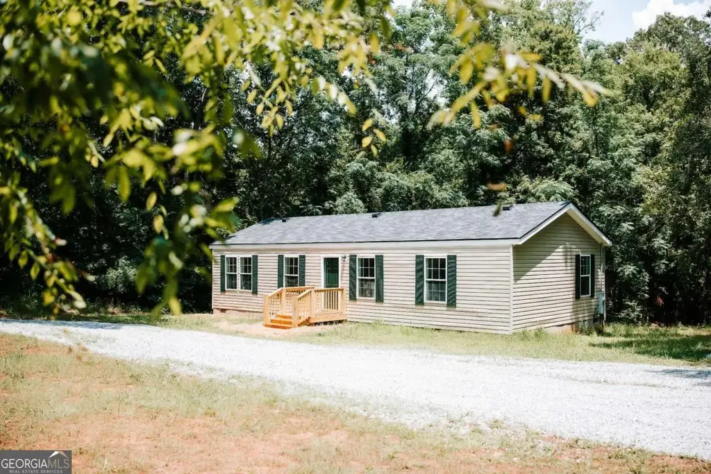 1760 Cedar Grove Road, Buckhead