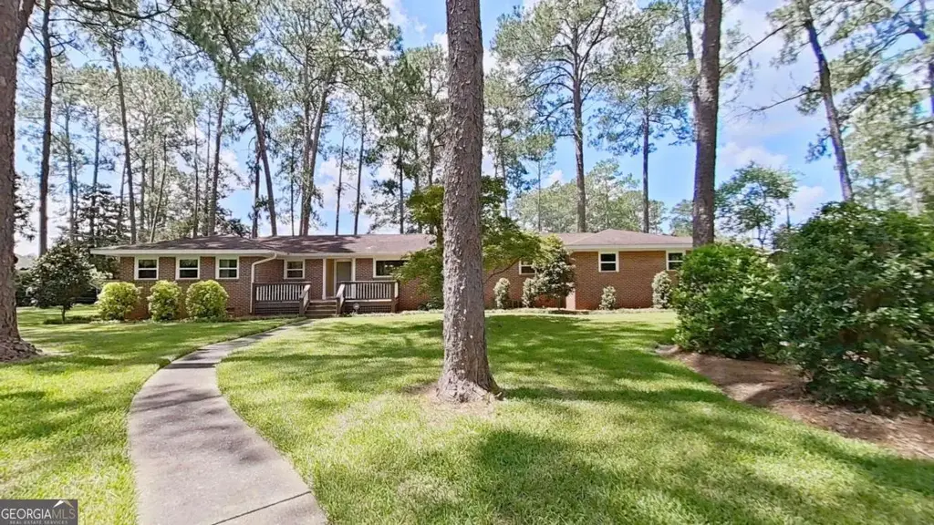 300 Betty Street, Thomasville