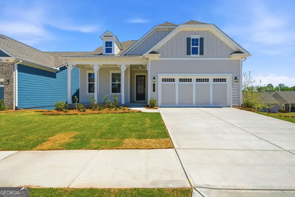 71 Ballyfin Way, Newnan