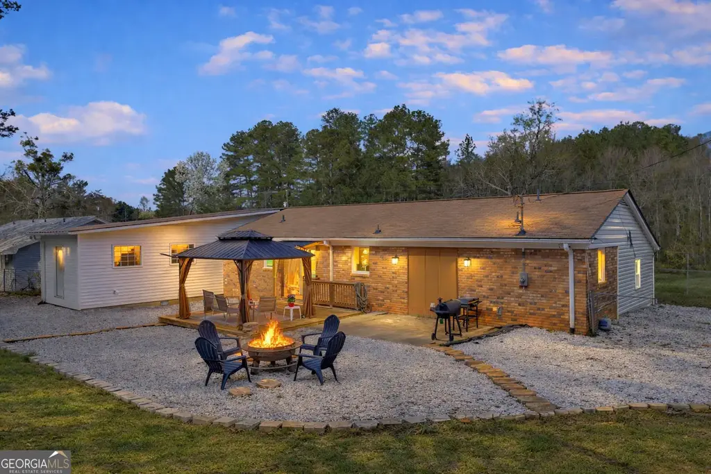 156 White Pine Road, Toccoa