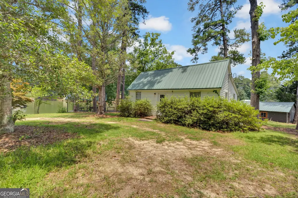 124 E Ward Road, Jackson