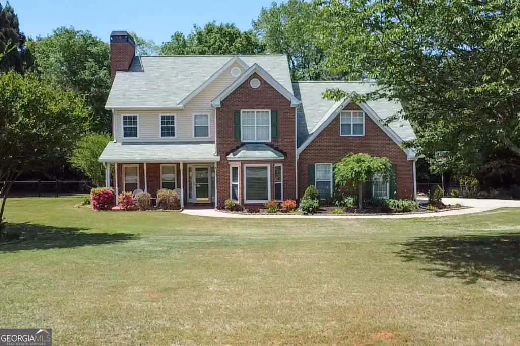 305 Brook Hollow Drive, McDonough