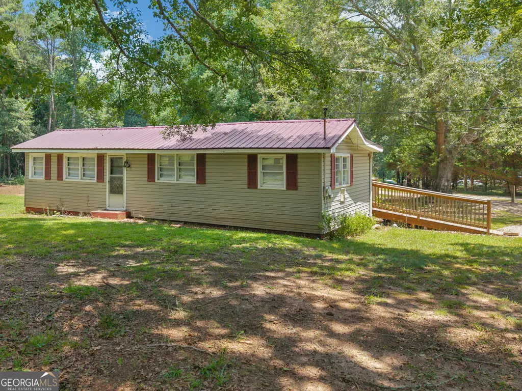 328 Valley Hill Road, Stockbridge