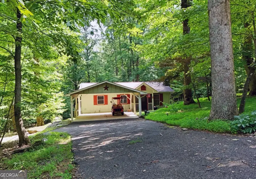439 Frost Pine Circle, Jasper