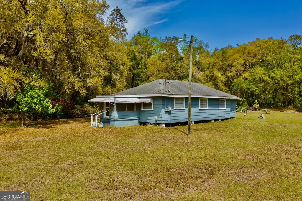 11817 Ga Highway 99, Darien