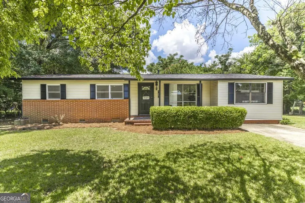 103 Lake Drive, Warner Robins