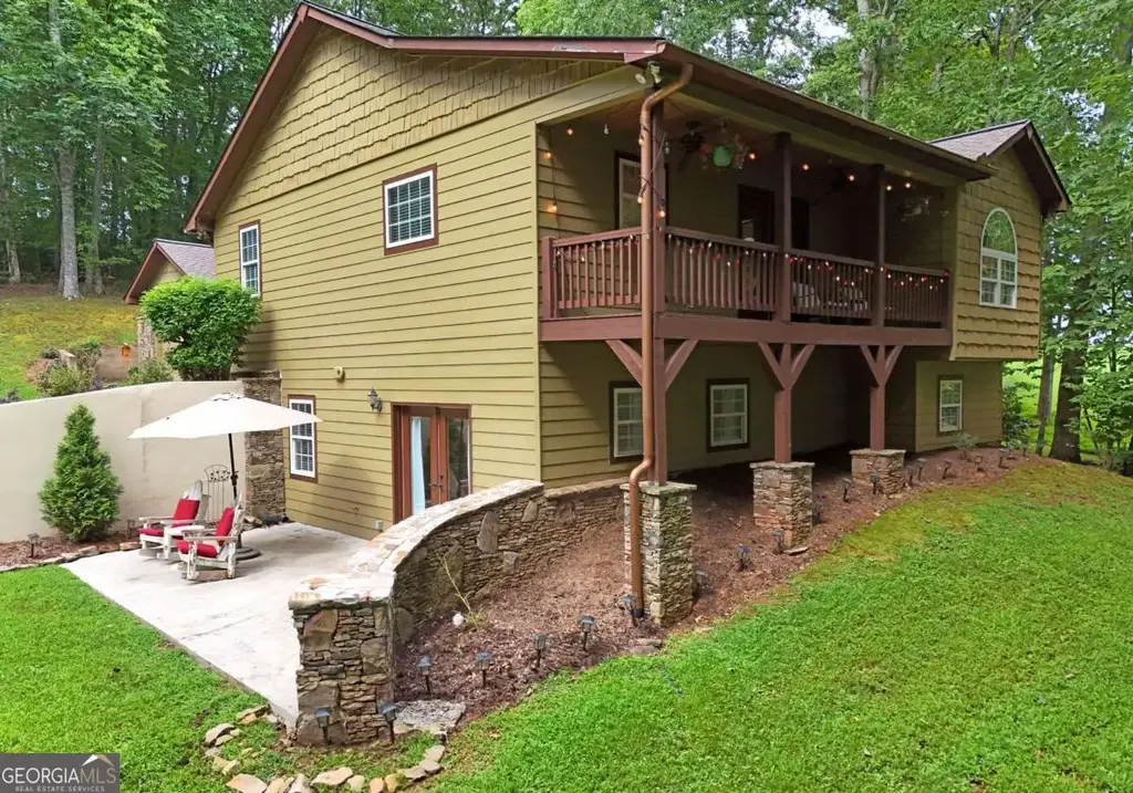 1512 Smithfield Lane, Young Harris