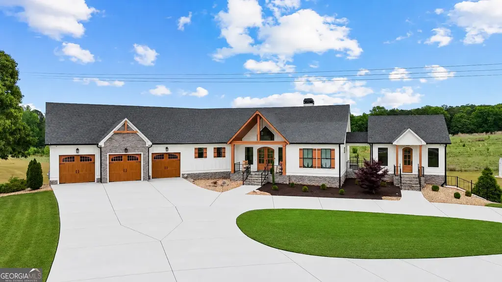 435 Tom Witcher Road, Newnan