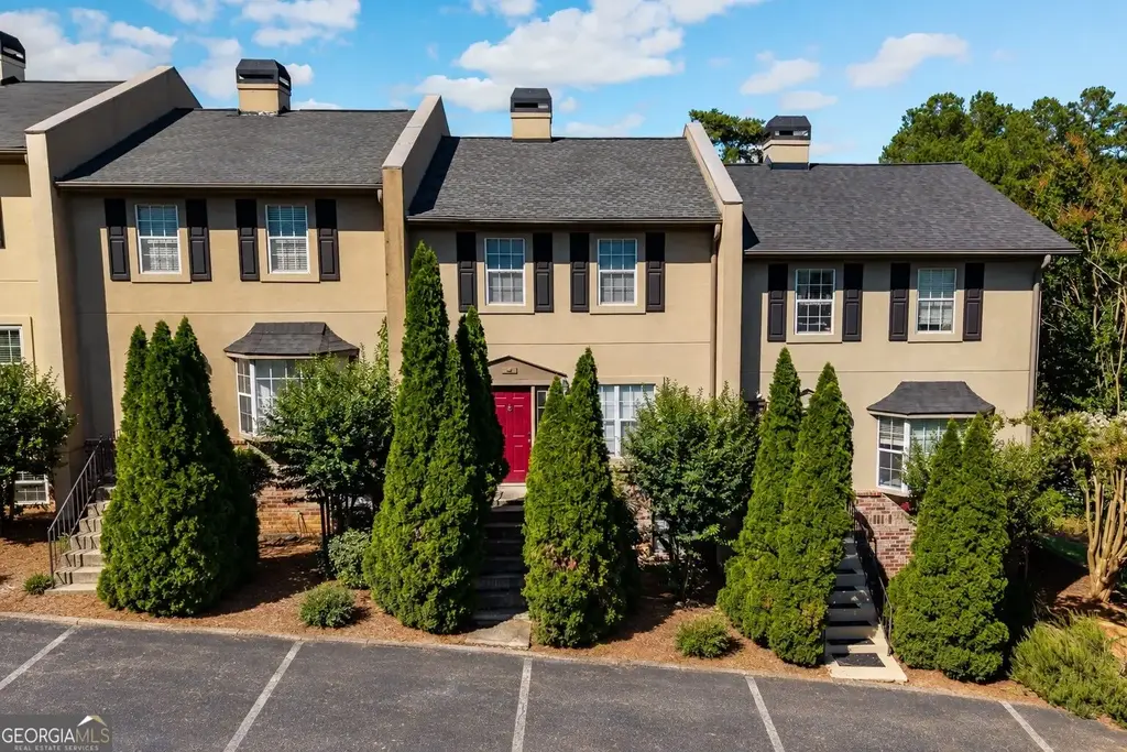 104 Tamara Court, Athens