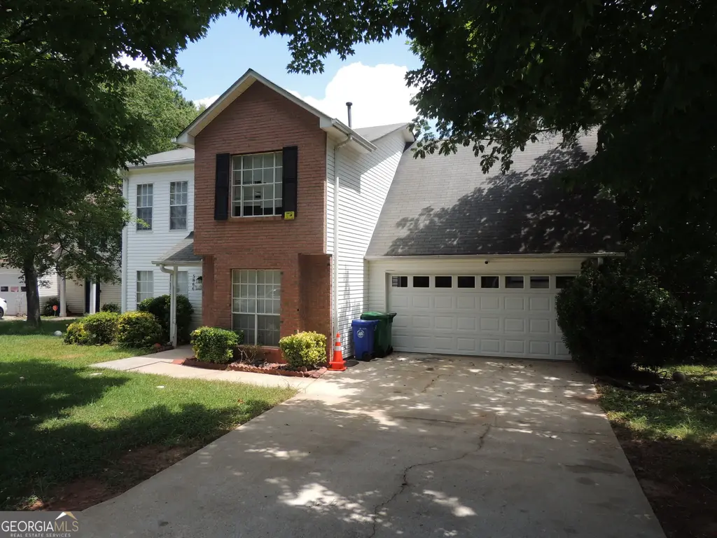 5866 Crescent Ridge Court, Lithonia
