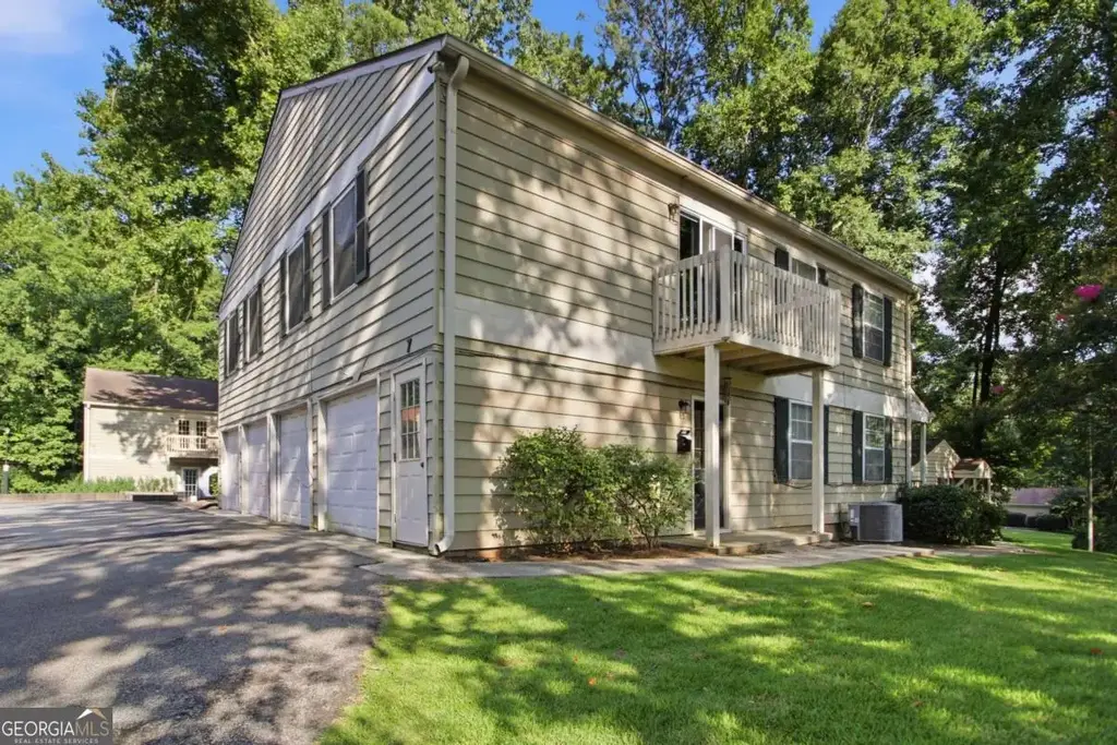 1329 Surrey Lane Sw 7, Marietta