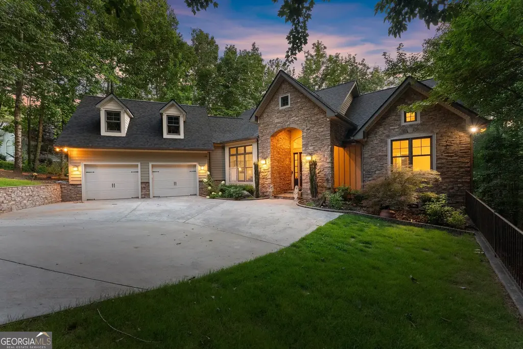 746 Plum Lane, Clarkesville